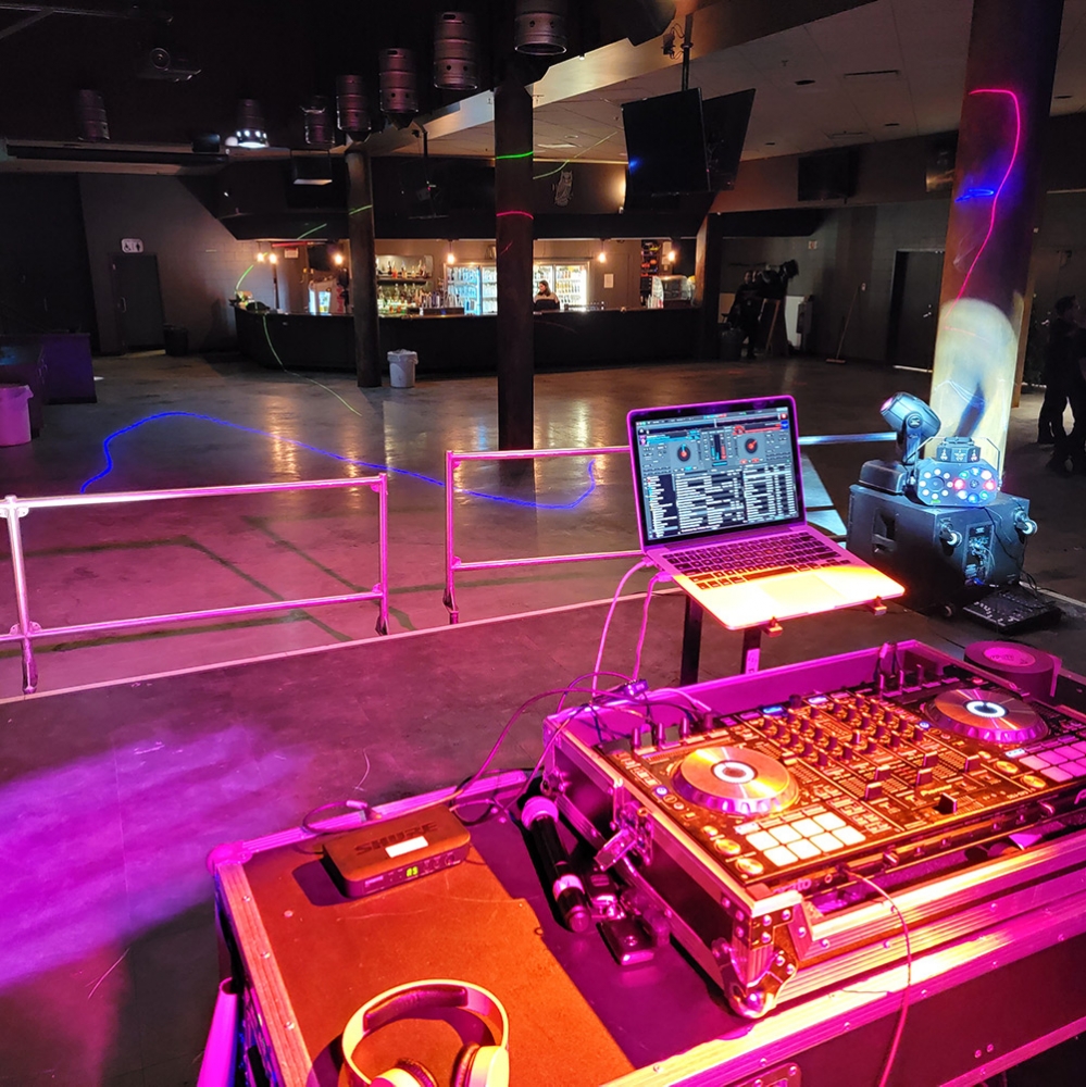 The Art Of Entertainment: Unveiling The Secrets Of A Great DJ